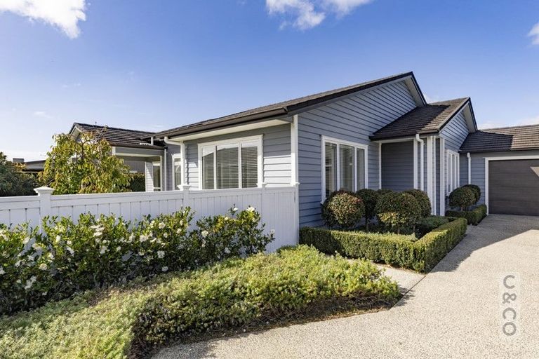 Photo of property in 41 Pohutukawa Parade, Riverhead, 0820