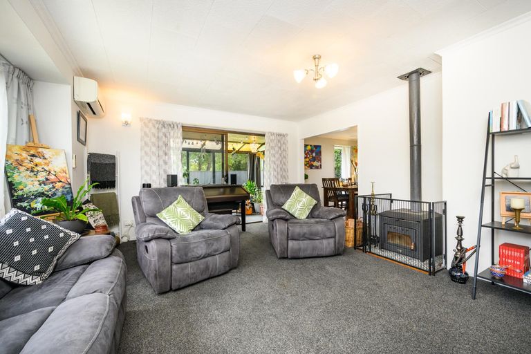 Photo of property in 83 Shamrock Street, Takaro, Palmerston North, 4412