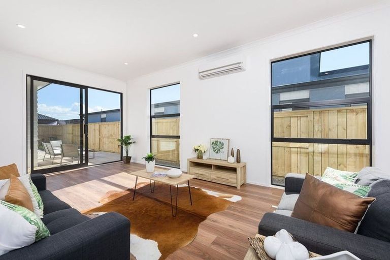 Photo of property in 28 Knightia Drive, Papamoa Beach, Papamoa, 3118