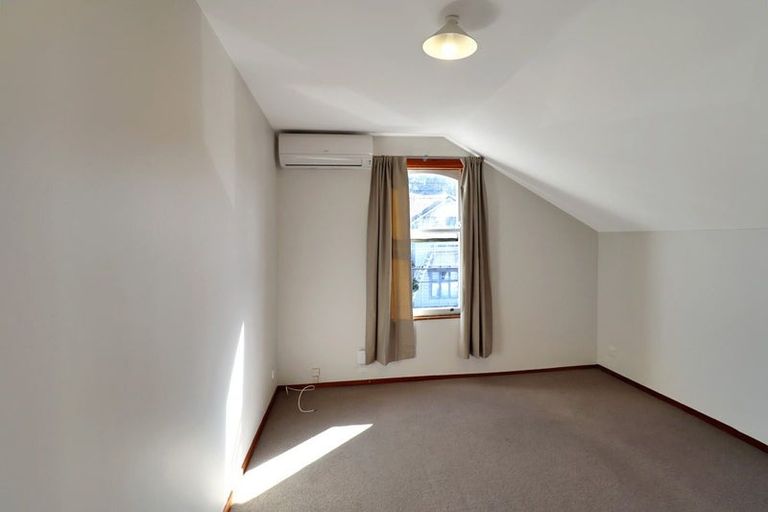 Photo of property in 21a Rintoul Street, Newtown, Wellington, 6021