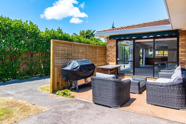 Photo of property in 66 Ladies Mile, Manly, Whangaparaoa, 0930