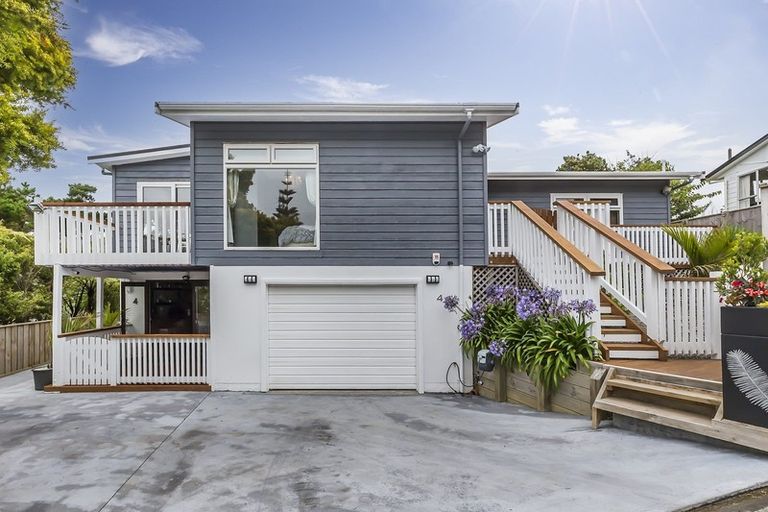 Photo of property in 4 Kilgour Way, Crofton Downs, Wellington, 6035