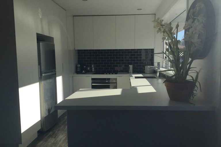 Photo of property in 2/190 Rutland Street, St Albans, Christchurch, 8052