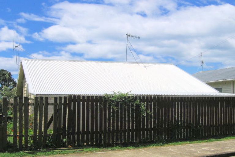 Photo of property in 22 The Terrace, Waihi Beach, 3611