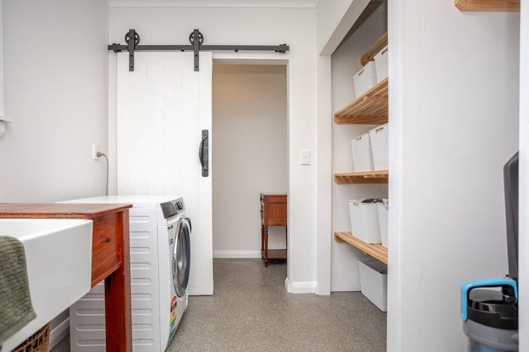 Photo of property in 114 Aerodrome Road, Dannevirke, 4972