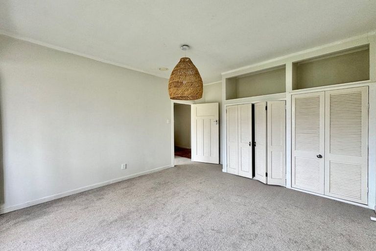 Photo of property in 2/15 James Road, Manurewa, Auckland, 2102