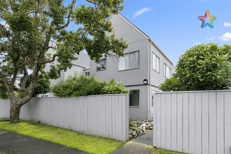 Photo of property in 71c Randwick Crescent, Moera, Lower Hutt, 5010