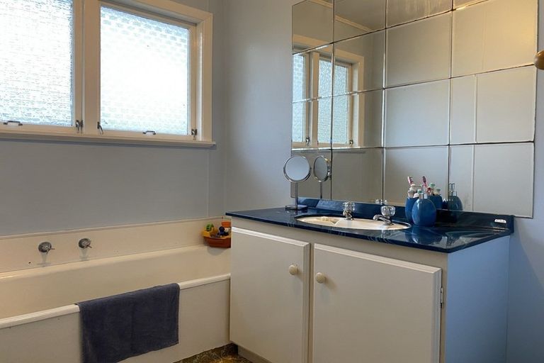 Photo of property in 8 Otterson Street, Tahunanui, Nelson, 7011