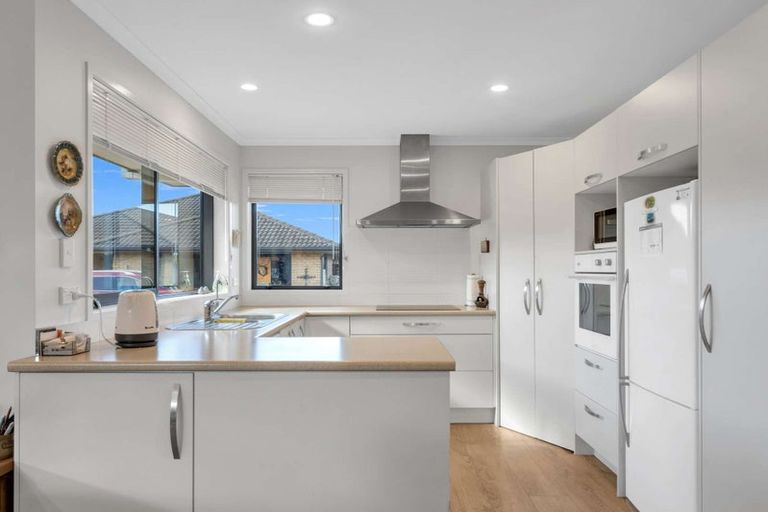 Photo of property in 63b Malta Crescent, Katikati, 3129