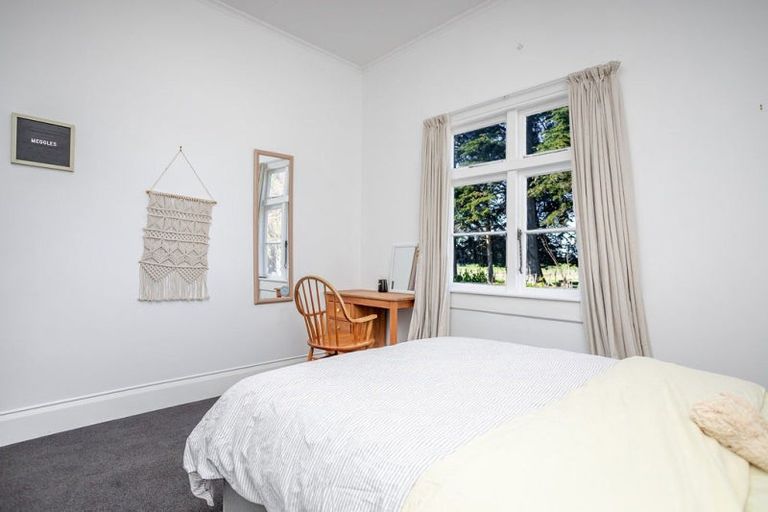 Photo of property in 114 Aerodrome Road, Dannevirke, 4972