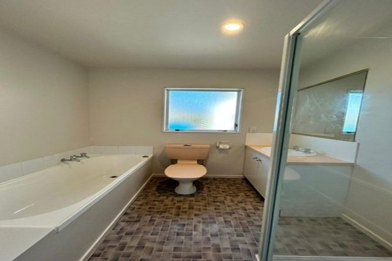 Photo of property in 3/60 Somerset Crescent, Spreydon, Christchurch, 8024