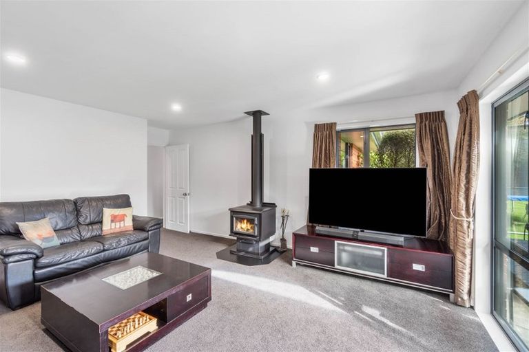 Photo of property in 31 Vasari Grange, Rolleston, 7614