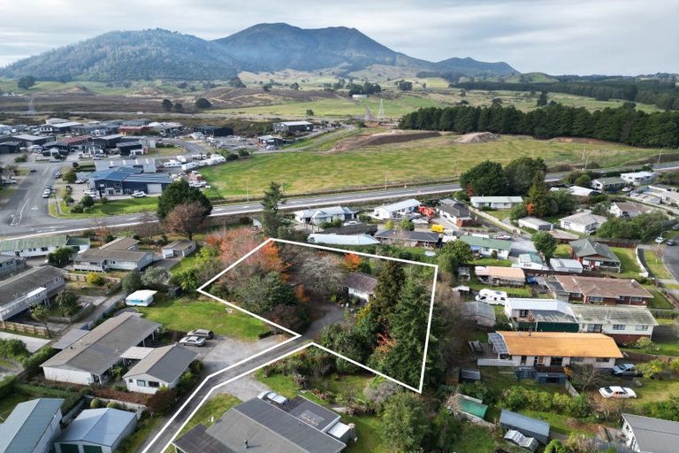 Photo of property in 36 Invergarry Road, Hilltop, Taupo, 3330
