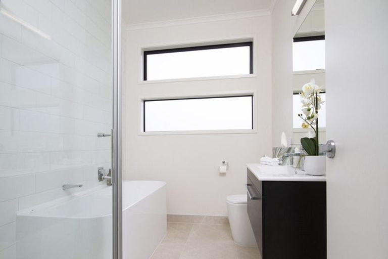 Photo of property in 19 Kenehi Road, Karaka, 2124