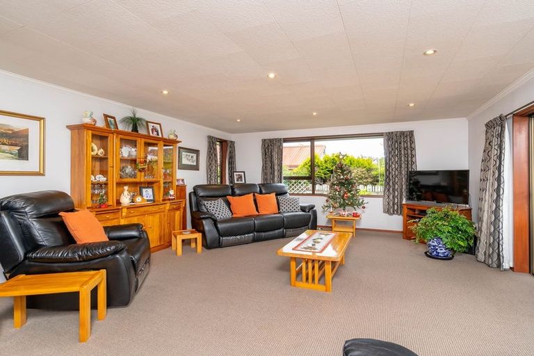Photo of property in 145 Hagart-alexander Drive, Mosgiel, 9024