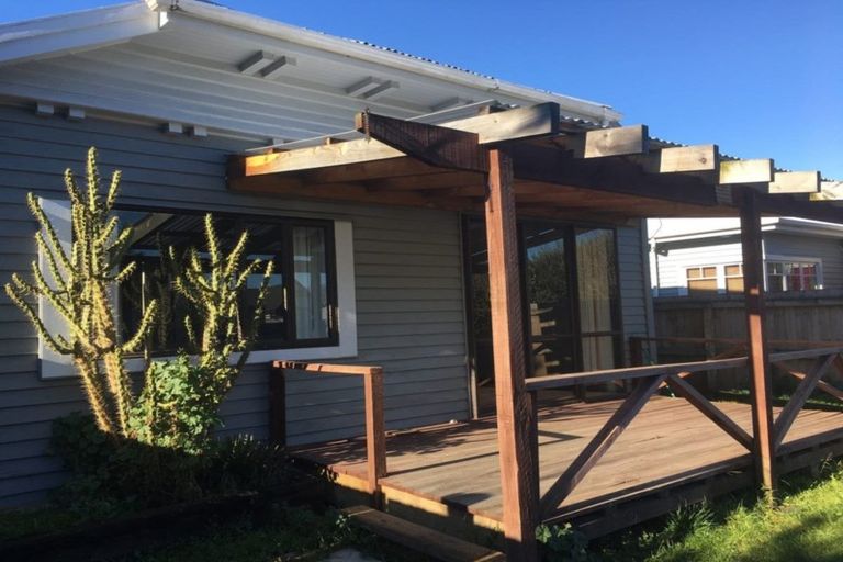 Photo of property in 2/692 Gloucester Street, Linwood, Christchurch, 8062