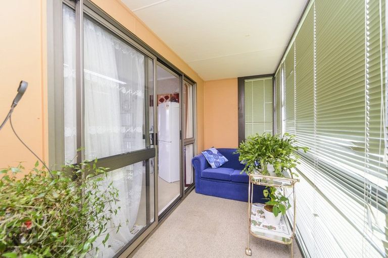Photo of property in 5 Herbert Avenue, Cloverlea, Palmerston North, 4412