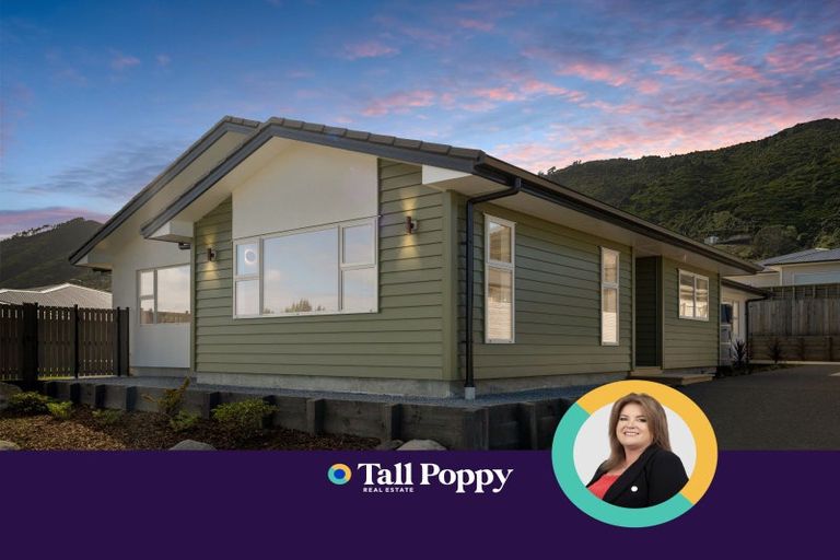 Photo of property in 43 Matenga Street, Waikanae, 5036