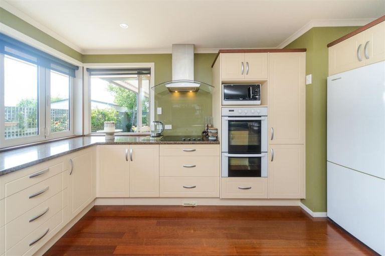 Photo of property in 39 Pukepapa Road, Marton, 4710