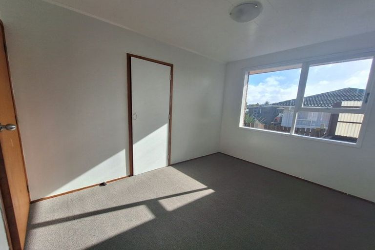 Photo of property in 11 Zelda Avenue, Clover Park, Auckland, 2023