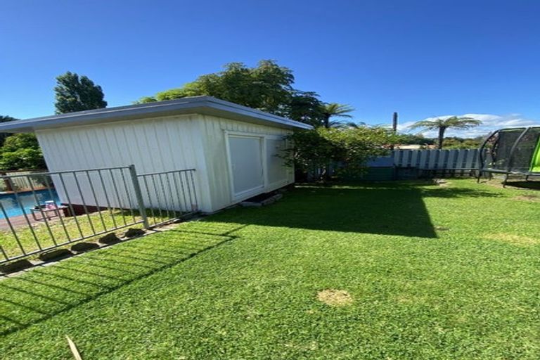 Photo of property in 111 Hinewa Road, Otumoetai, Tauranga, 3110