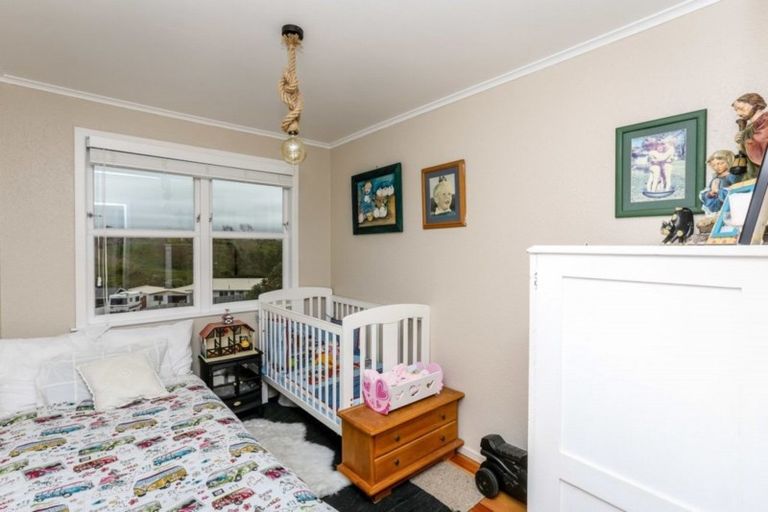 Photo of property in 37 Belair Avenue, Blagdon, New Plymouth, 4310