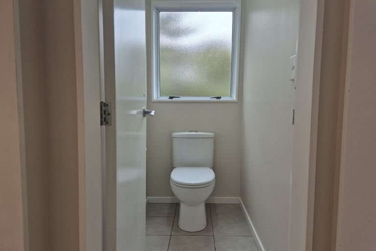 Photo of property in 22 Dominica Crescent, Grenada Village, Wellington, 6037