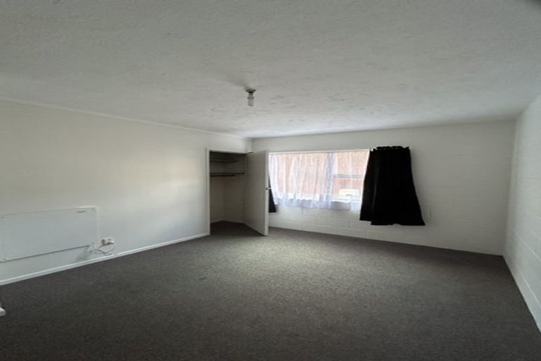 Photo of property in 8 Melrose Crescent, Melrose, Wellington, 6023