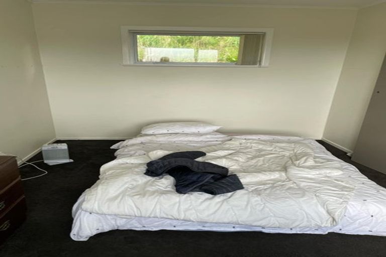 Photo of property in 91 Akaroa Drive, Maupuia, Wellington, 6022