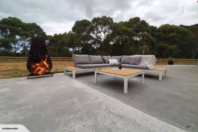 Photo of property in 86 Seafield Road, Eskdale, Napier, 4182