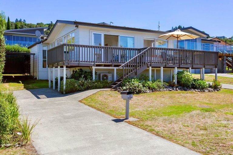 Photo of property in 2/12 Isobel Street, Acacia Bay, Taupo, 3330