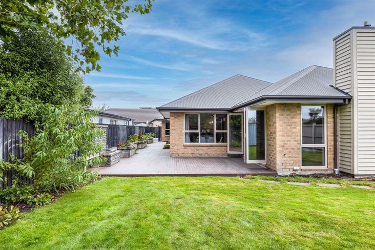 Photo of property in 30 Annex Road, Hillmorton, Christchurch, 8024