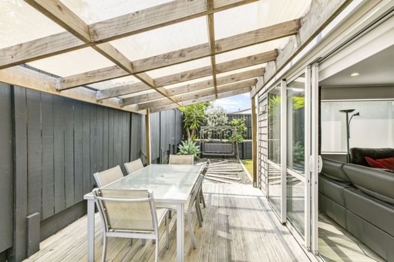 Photo of property in 111a Moore Street, Howick, Auckland, 2014