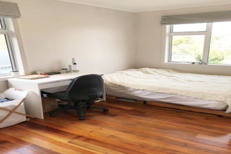 Photo of property in 23 Acheron Road, Paremata, Porirua, 5026