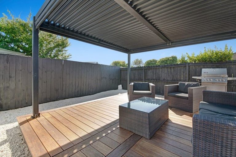 Photo of property in 6 Coral Court, Gulf Harbour, Whangaparaoa, 0930