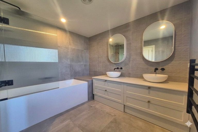 Photo of property in 7 Kapuka Lane, Kennedys Bush, Christchurch, 8025