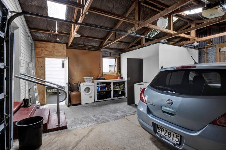 Photo of property in 10 Morrissey Street, Hawera, 4610