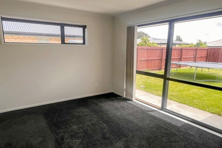 Photo of property in 5 Kokoda Street, Halswell, Christchurch, 8025
