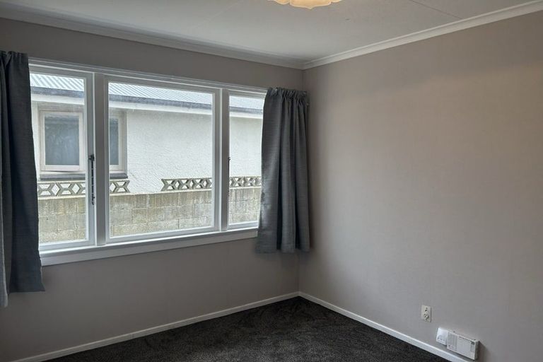 Photo of property in 166 Edinburgh Crescent, Waikiwi, Invercargill, 9810