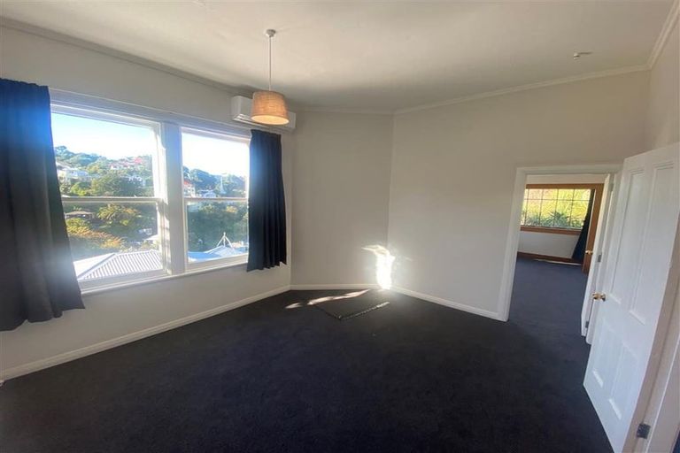 Photo of property in 37 Plunket Street, Kelburn, Wellington, 6012