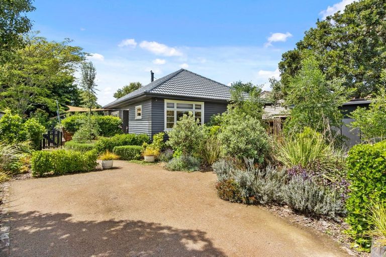 Photo of property in 11 Earl Street, Hillsborough, Christchurch, 8022