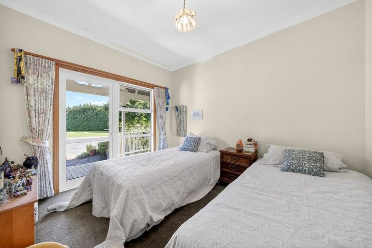 Photo of property in 41 Oxford Street, Martinborough, 5711