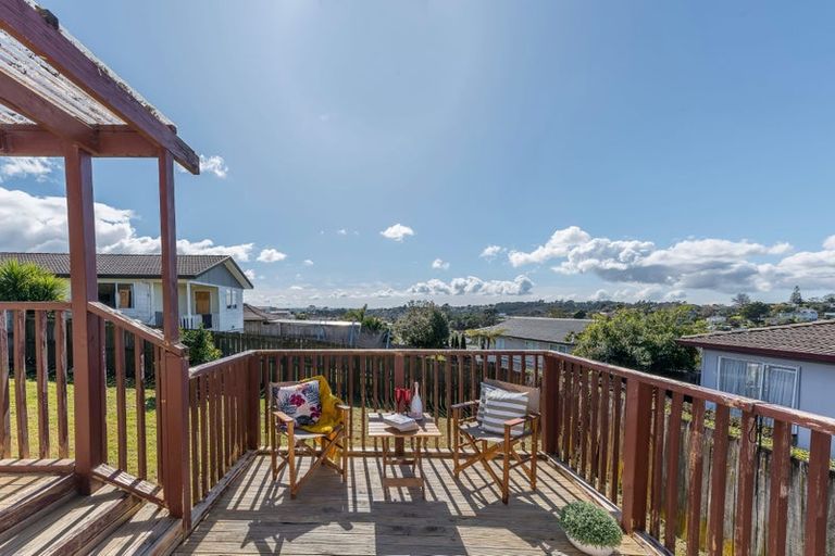 Photo of property in 171 Solar Road, Glen Eden, Auckland, 0602
