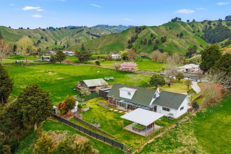 Photo of property in 47 Mania Road, Taumarunui, 3991