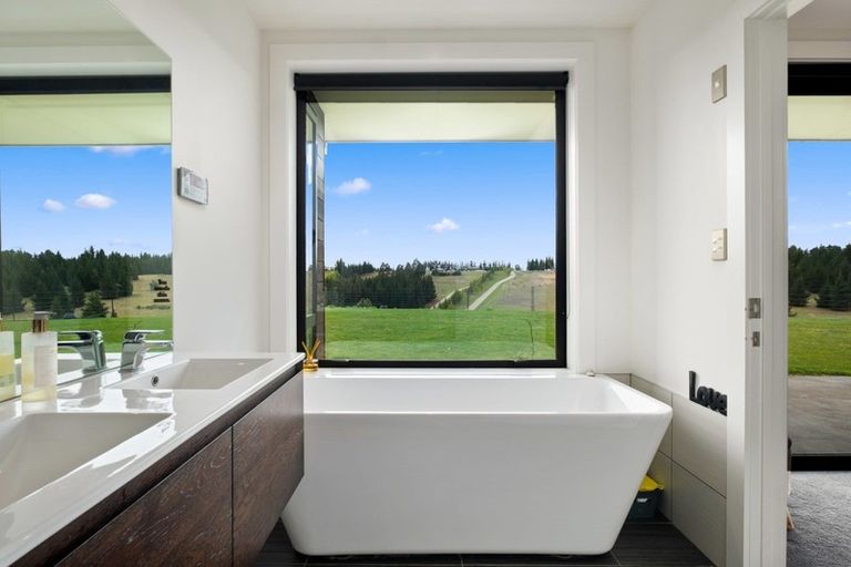 Photo of property in 223 Letts Gully Road, Letts Gully, Alexandra, 9393