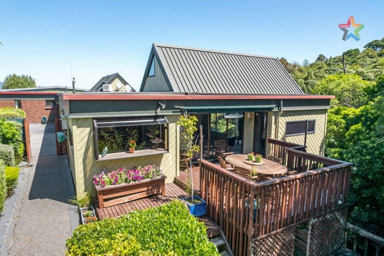 Photo of property in 25b City View Grove, Harbour View, Lower Hutt, 5010