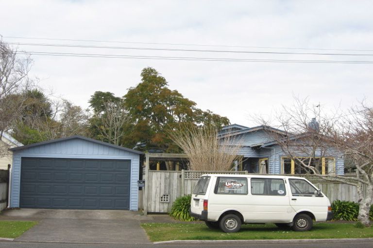 Photo of property in 8 Rawhiti Street, Vogeltown, New Plymouth, 4310