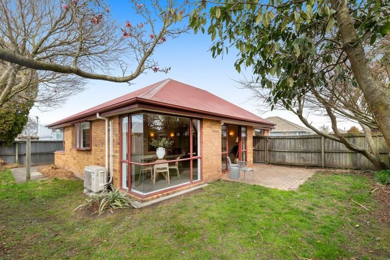 Photo of property in 1/172 Langdons Road, Northcote, Christchurch, 8052