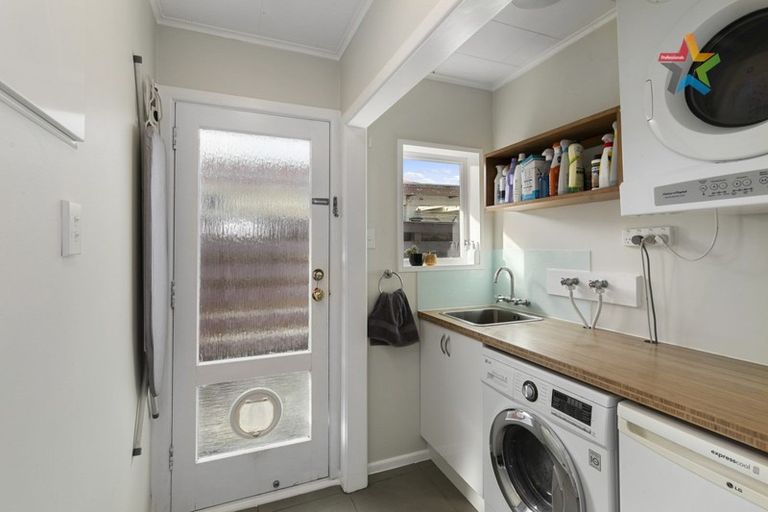 Photo of property in 73 Waipounamu Drive, Kelson, Lower Hutt, 5010