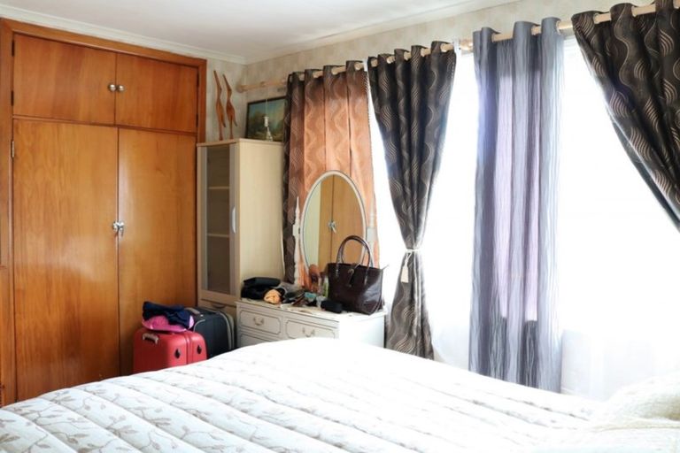 Photo of property in 9 Collingwood Street, Levin, 5510